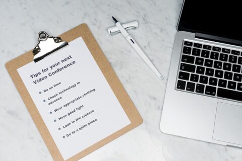 Zum Artikel "Auf der Suche nach einem interessanten Thema für die Abschlussarbeit?"